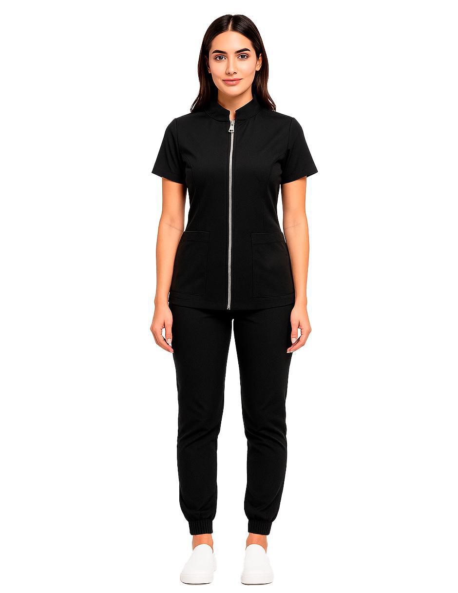 Uniforme estilo relajado para mujer 2