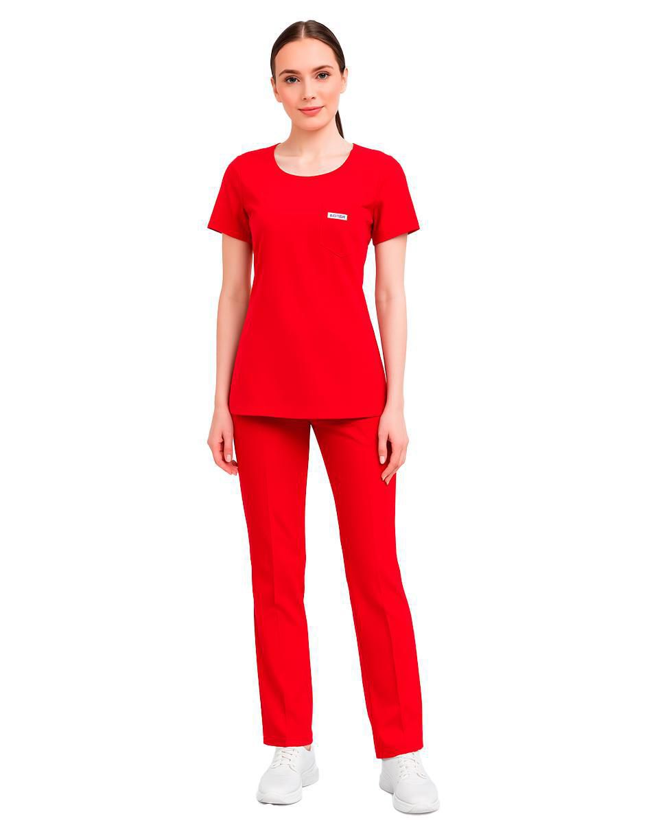 Uniforme estilo relajado para mujer 2