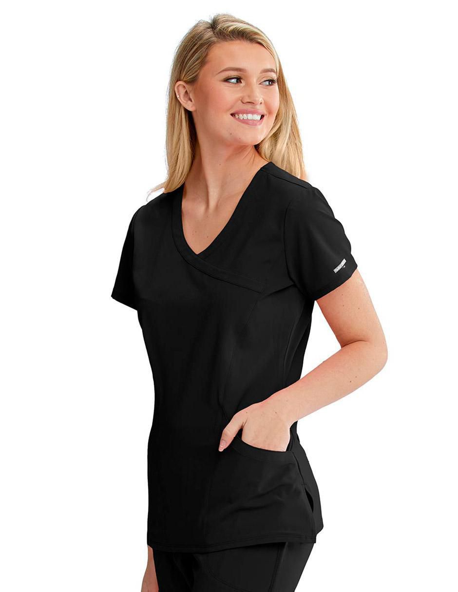 Pijama quirúrgica estilo regular para mujer 7