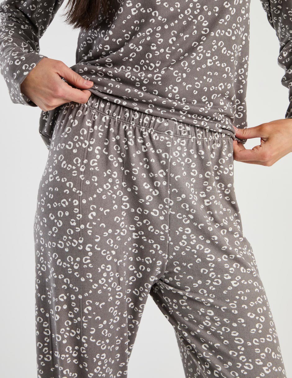 Conjunto pijama para mujer 5