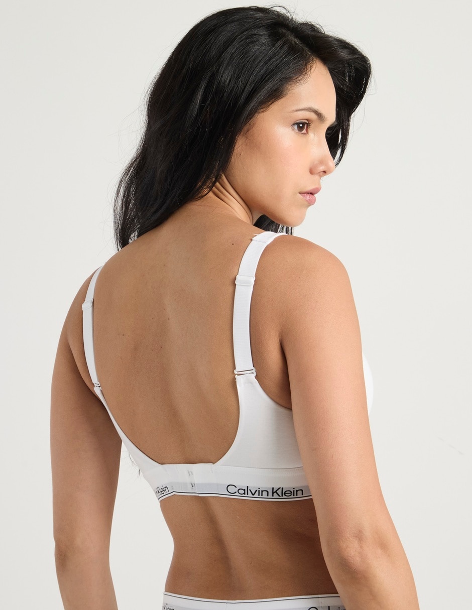 Bralette copa preformada para mujer 3